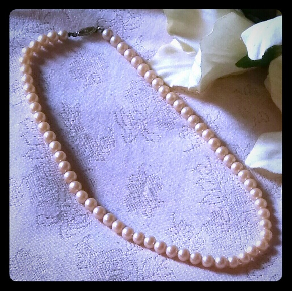 Vintage Single Strand Faux Pearl Necklace